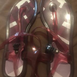 Women’s Burberry Jelly Thong sandals size 9